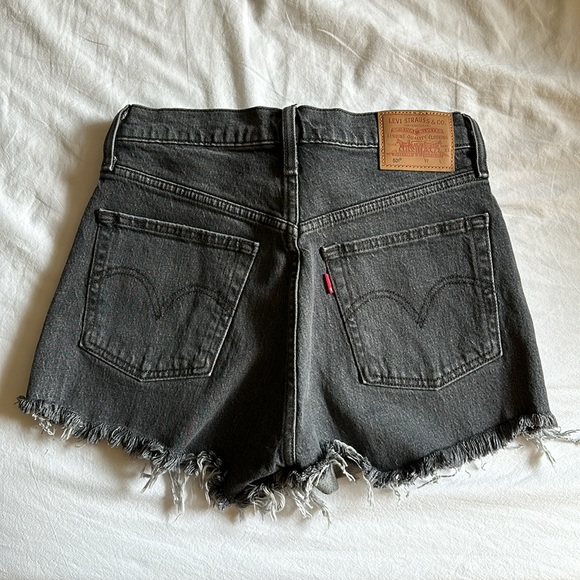 Levis denim shorts 501 - Picture 5 of 7